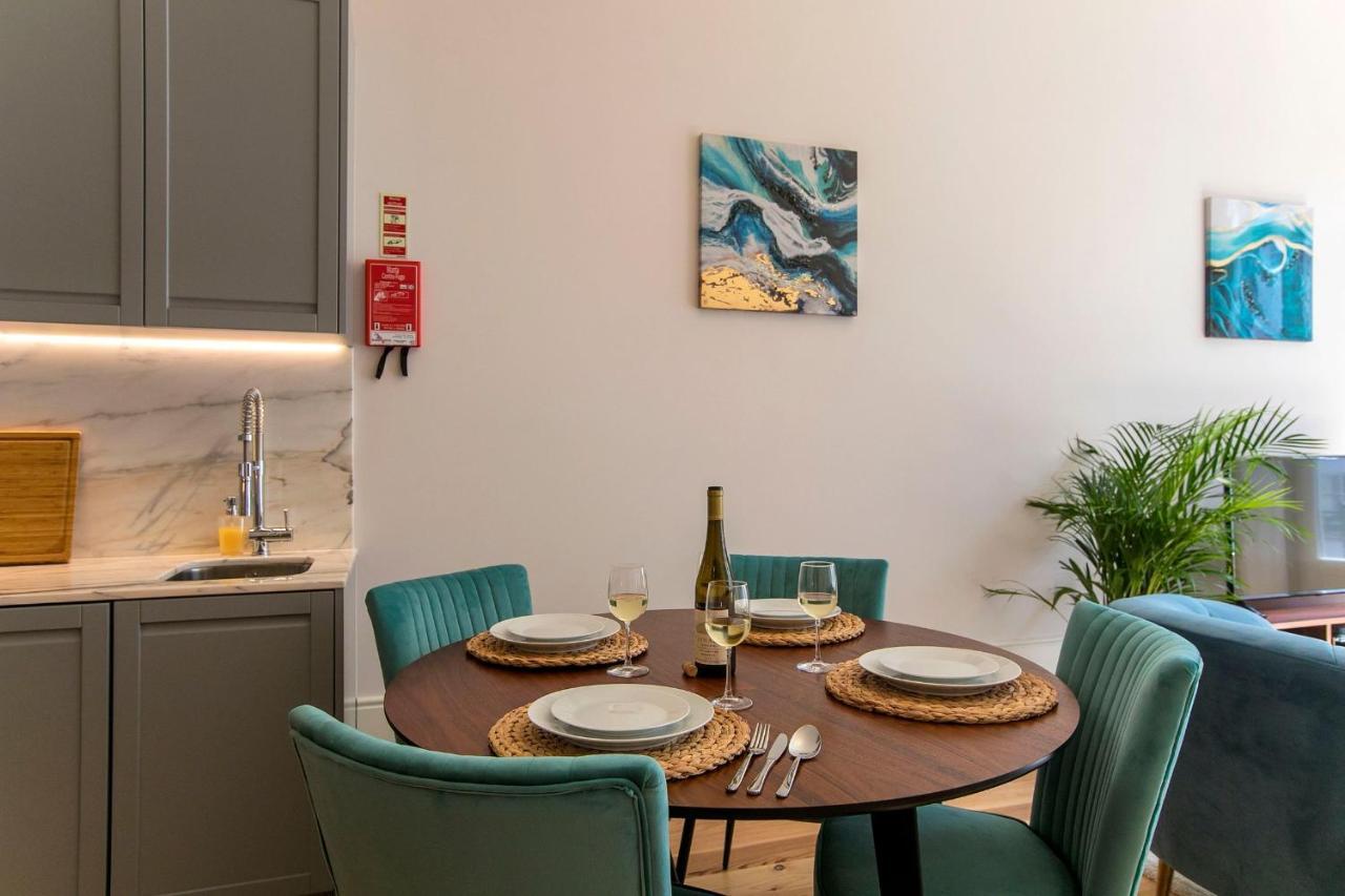 Lovelystay - 2Br Flat With Ac In Duque De Loule Порту Экстерьер фото