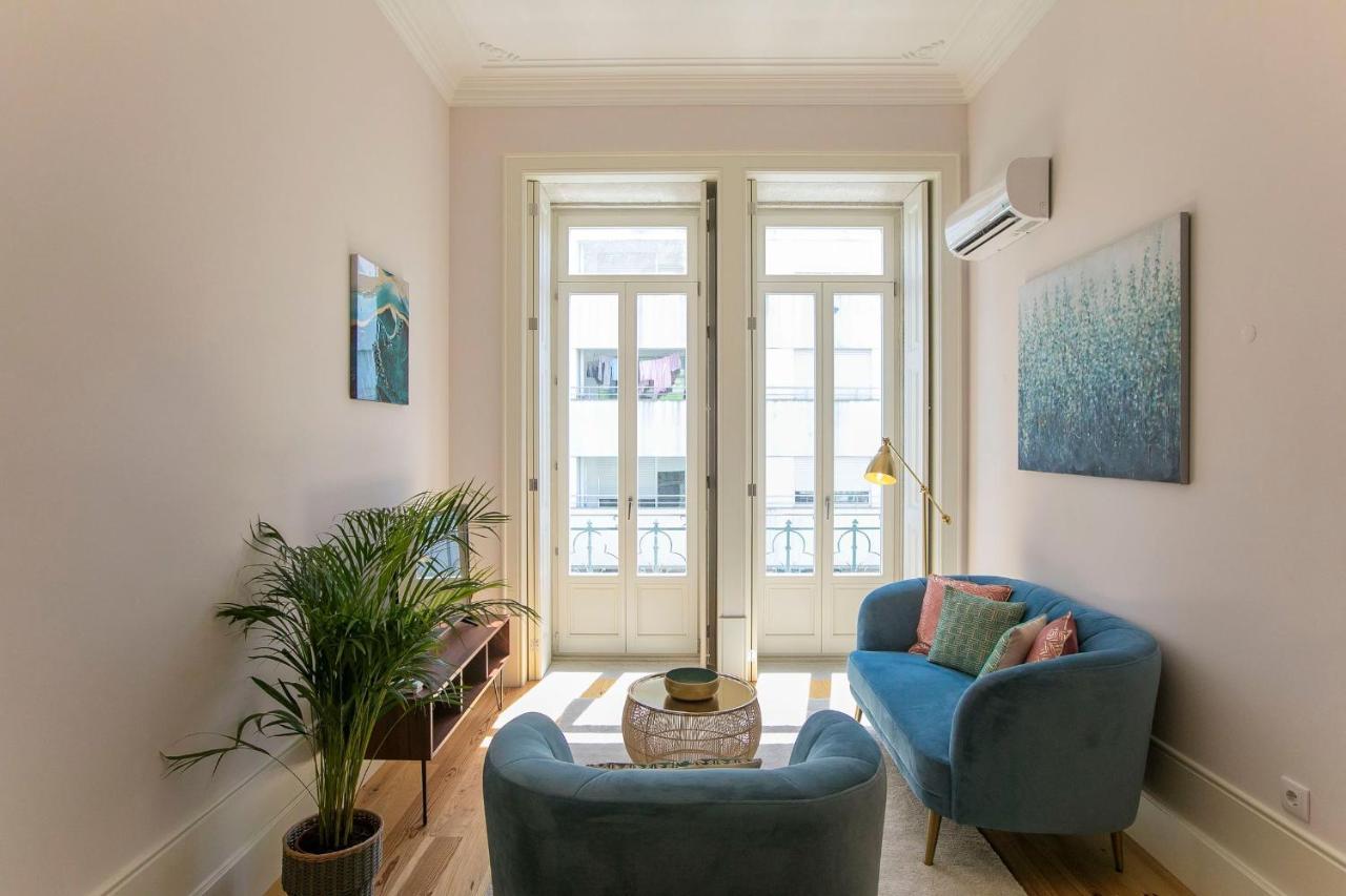 Lovelystay - 2Br Flat With Ac In Duque De Loule Порту Экстерьер фото