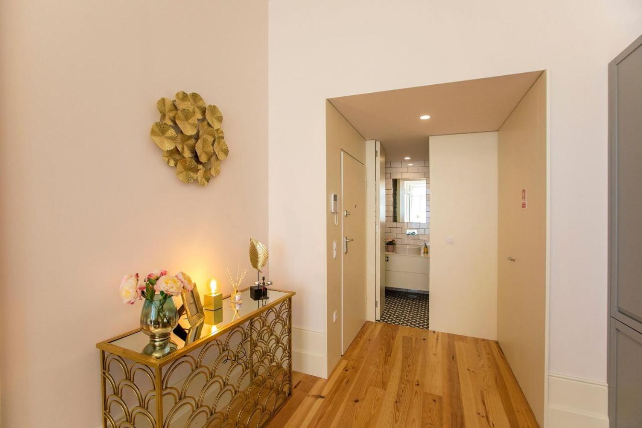 Lovelystay - 2Br Flat With Ac In Duque De Loule Порту Экстерьер фото