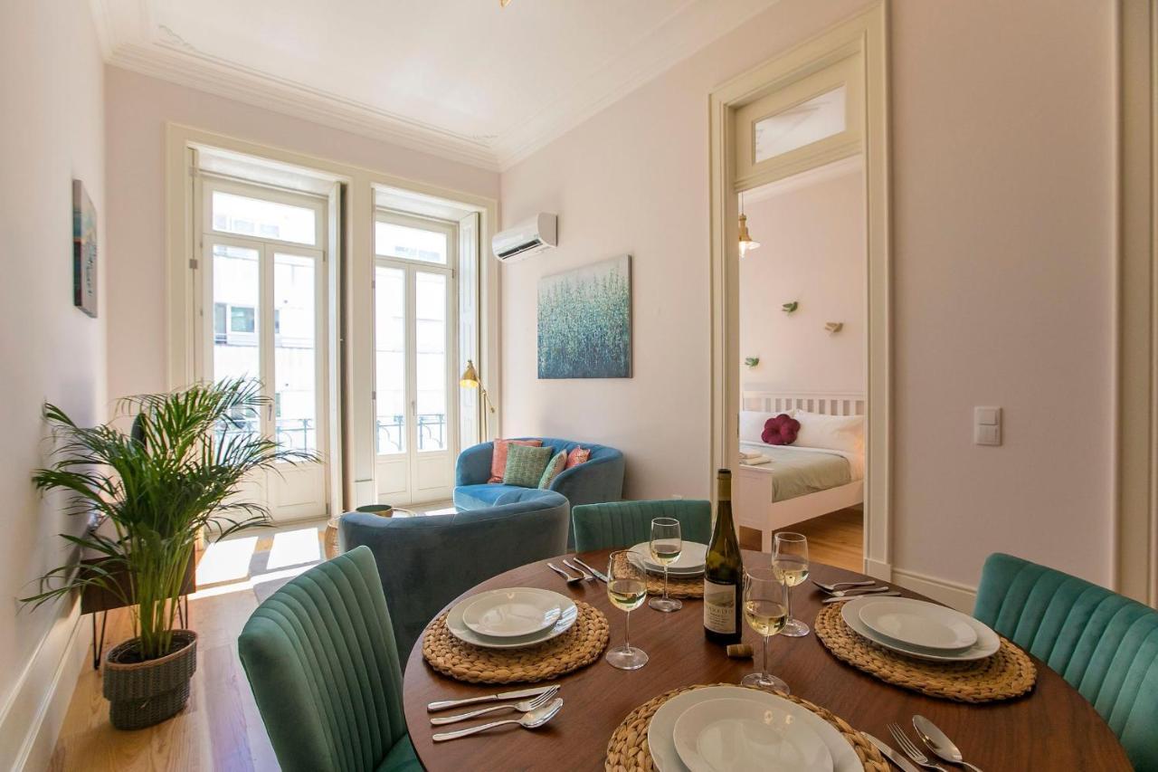 Lovelystay - 2Br Flat With Ac In Duque De Loule Порту Экстерьер фото